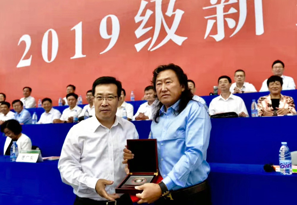 de052ff4d422b490e47ccbc26b7ddd8